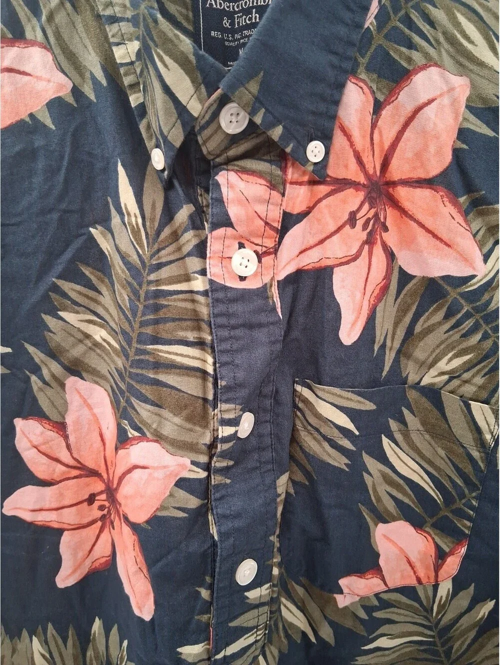 Abercrombie & Fitch Hawaiian Shirt Mens Medium Multicolor Beach Vacation Preppy